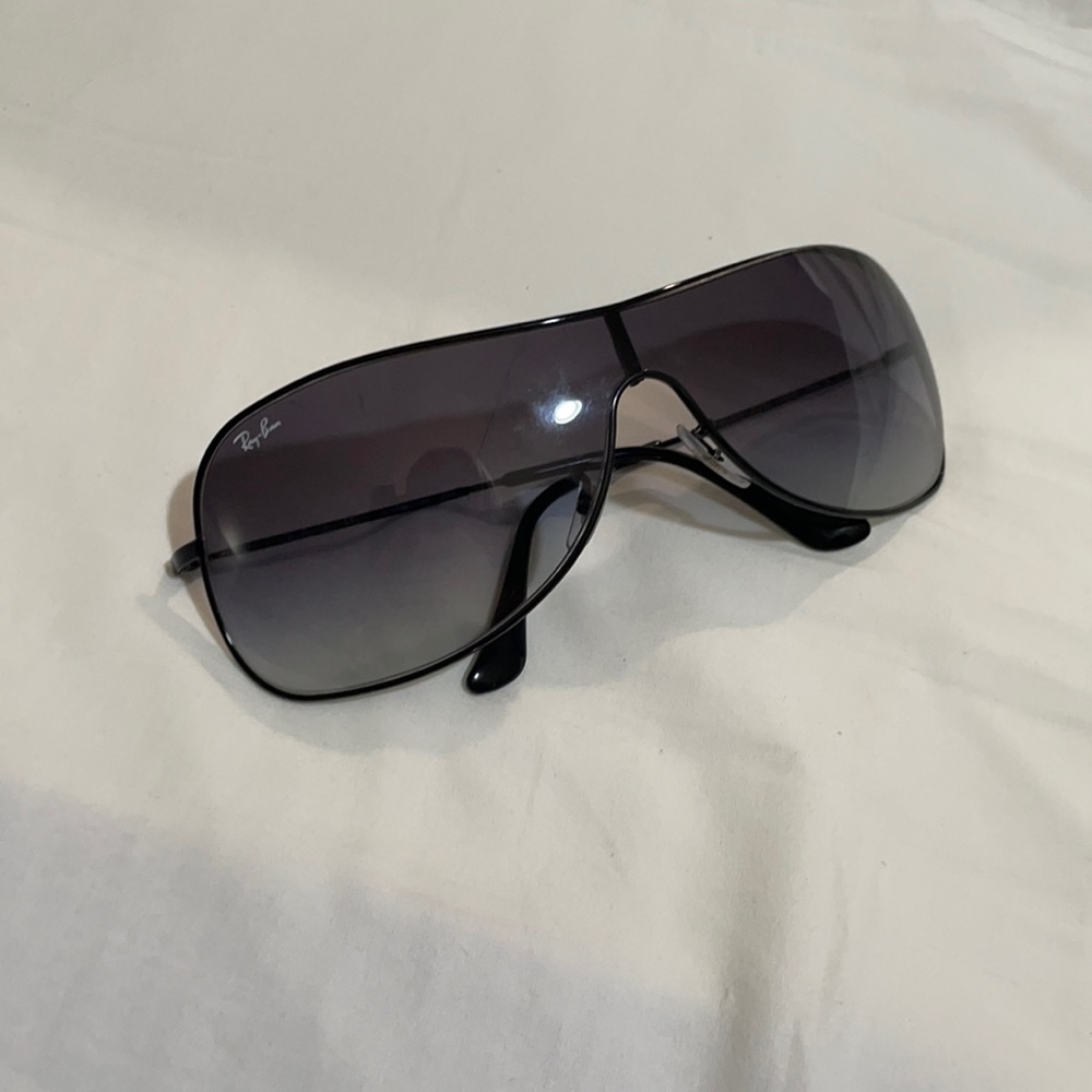 Ray-ban large sunglasses